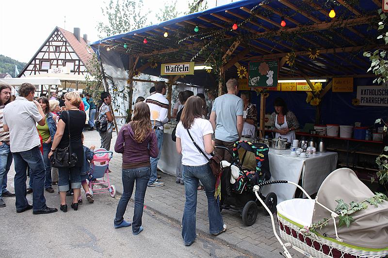 090912waffelstand (03).jpg - ...für köstliche Waffeln in verschiedenen Geschmacksrichtungen.